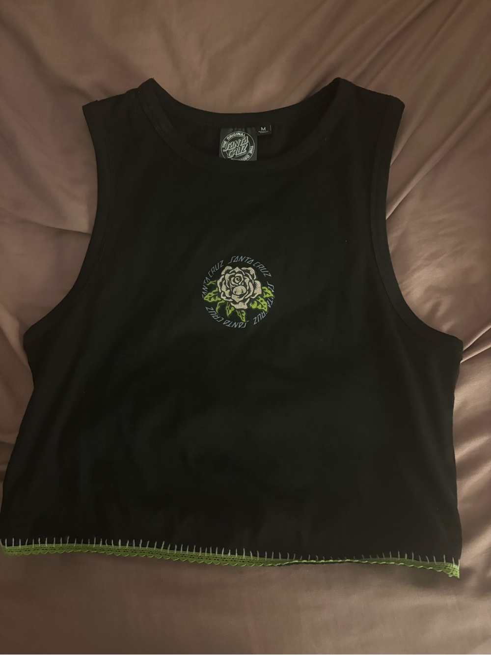 Santa Cruz Skateboards Women's Black Cropped Graphic Tank Top - Medium